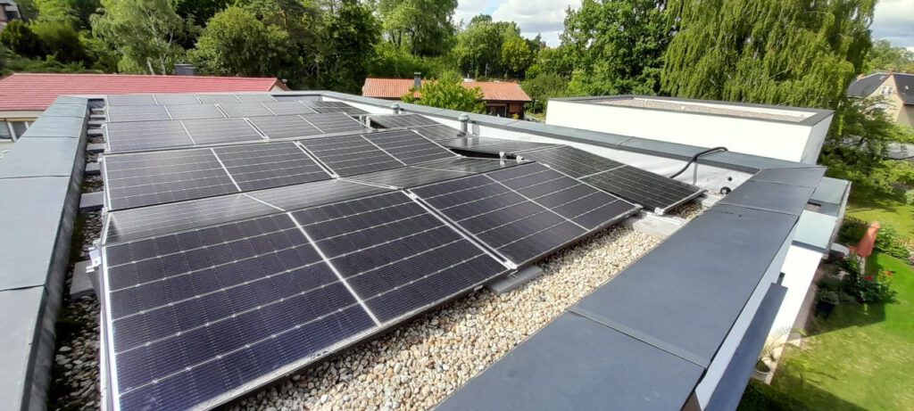 Hamo - Dach und Solar